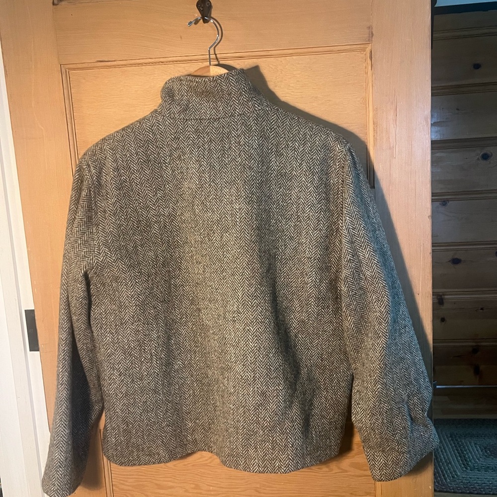 Harris Tweed Herringbone Patterned Wool Jacket - Picture 2 of 8